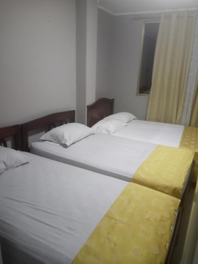 Hotel Premier Inn Manta Kültér fotó